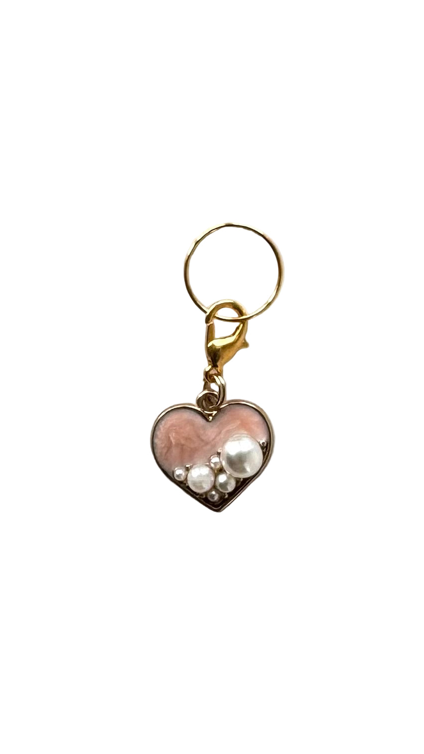 Pink heart with pearls