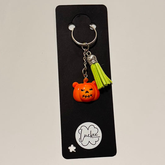 Pumpkin with green tassel